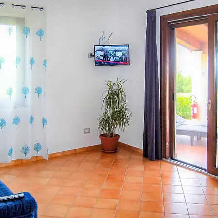 2 Bedroom Beautiful In Feriehus *